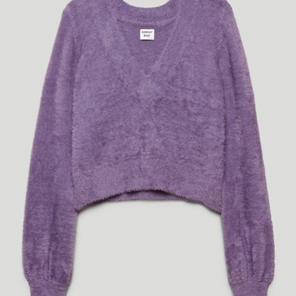 Sunday Best KITTEN V-NECK SWEATER